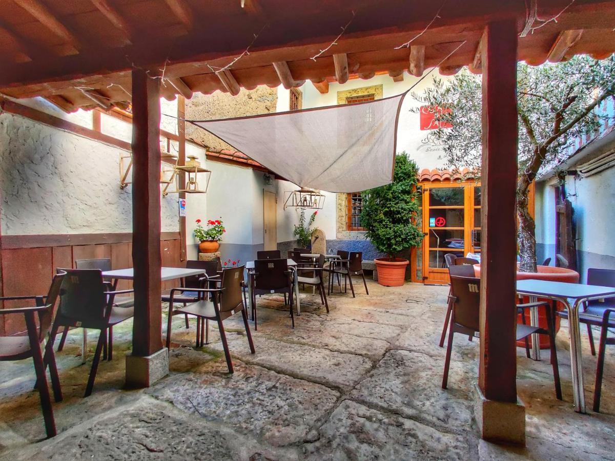 Posada Restaurante Casa De La Sal Candelario Bagian luar foto